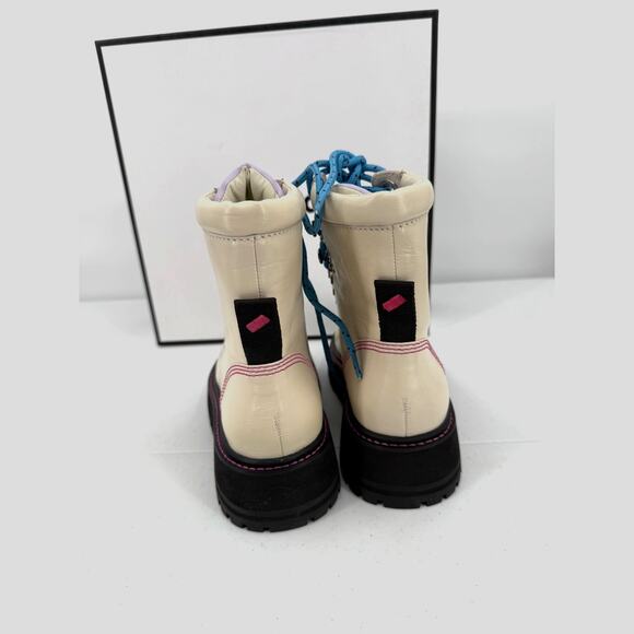 NEW Larroude Jordan Lace Up Ivory Violet Combat Boots Size 5.5 - Picture 8 of 13